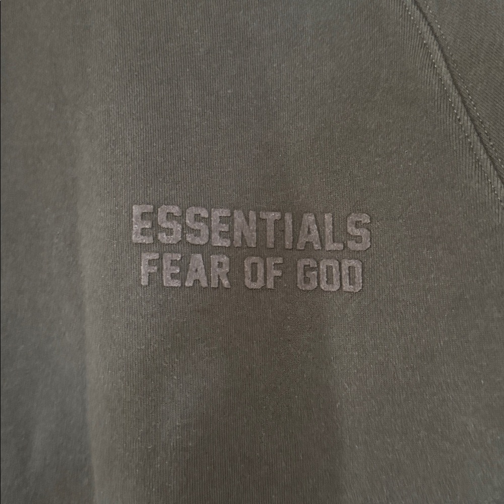 Essentials Fear Of God Crewneck / Small / Authentic / Made In Vietnam - Picture 4 of 8